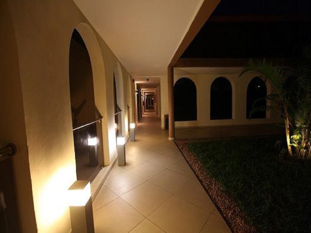 Hotel Palm Beach ポワントノワール エクステリア 写真