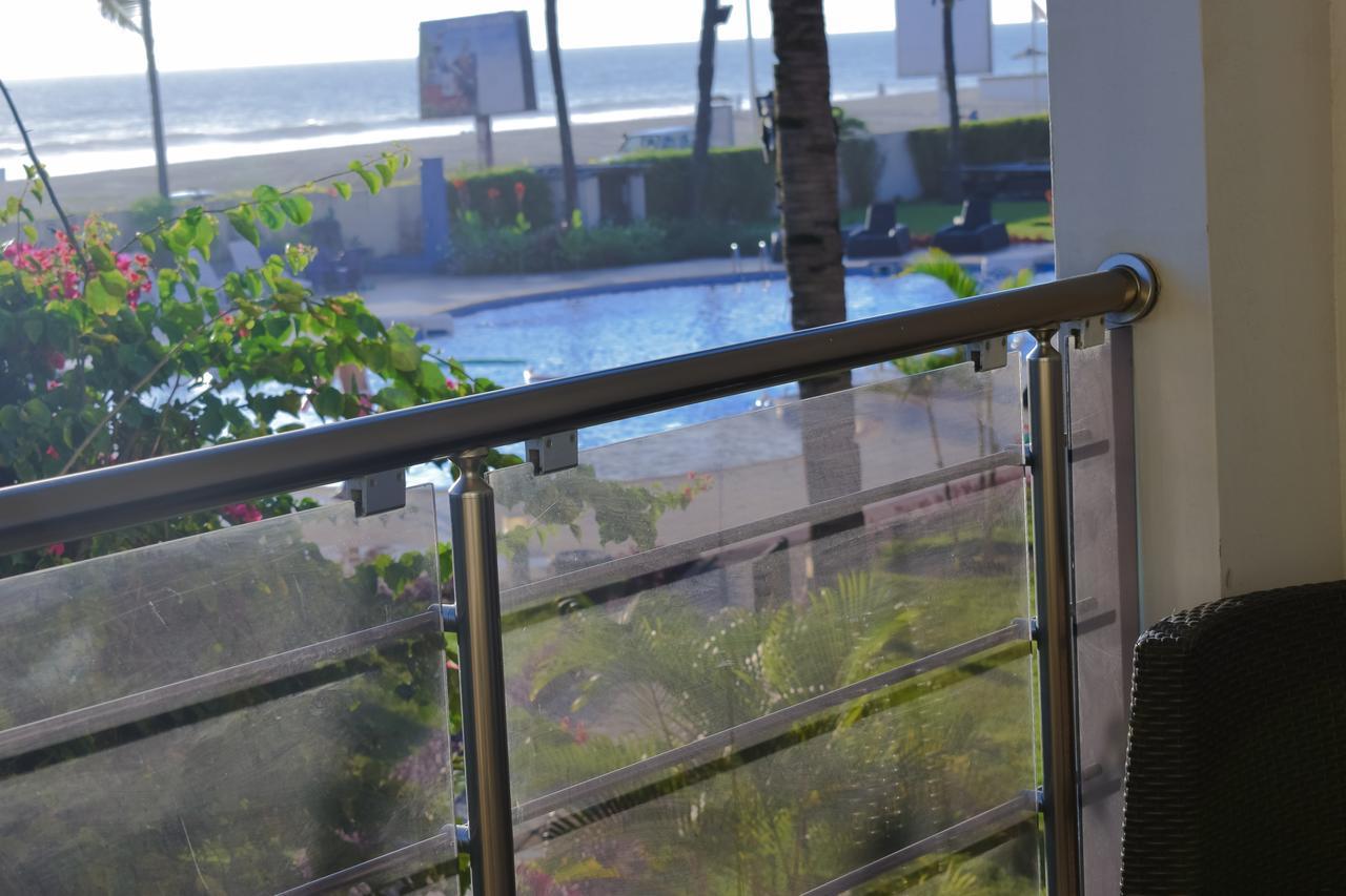 Hotel Palm Beach ポワントノワール エクステリア 写真